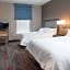 Hampton Inn By Hilton and Suites at Wisconsin Dells Lake Delton WI