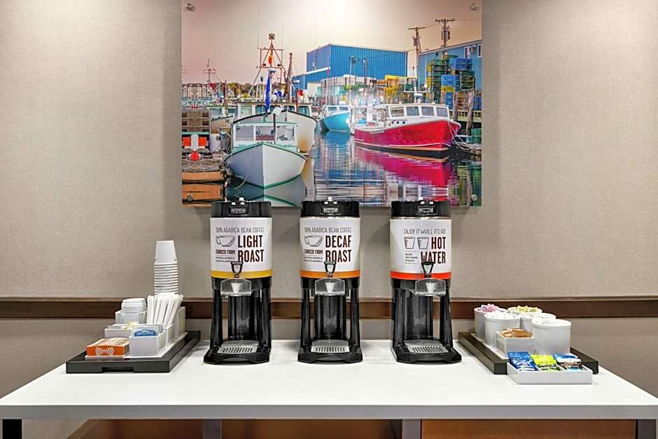 Hampton Inn By Hilton And Suites Exeter