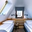 Villa 7 Apartments