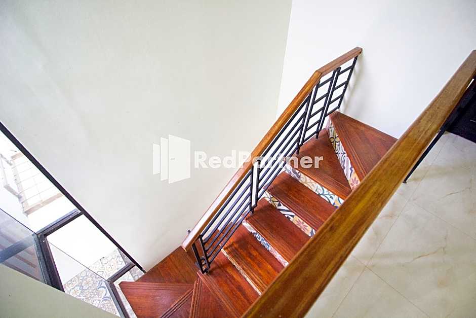 Balmoral House near Ambarukmo Plaza Mall Yogyakarta Mitra RedDoorz