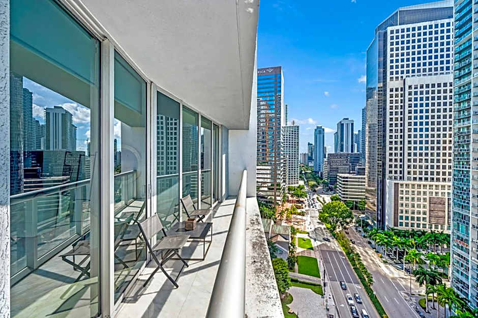 ICON W BRICKELL LUXURY CONDO