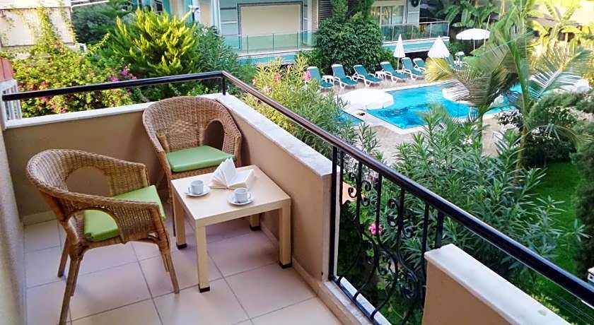 Kleopatra Carina Hotel