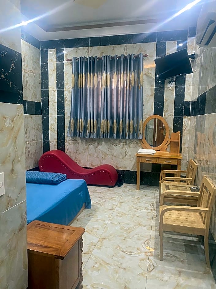 KHÁCH SẠN HỘI NGHĨA