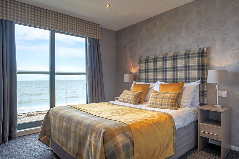 Number 44 Hotel & Bar