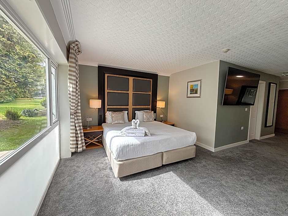 Ivy Bush Royal Hotel by Compass Hospitality