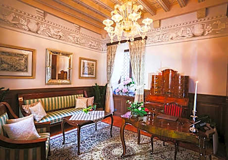 Heritage Hotel Cardo