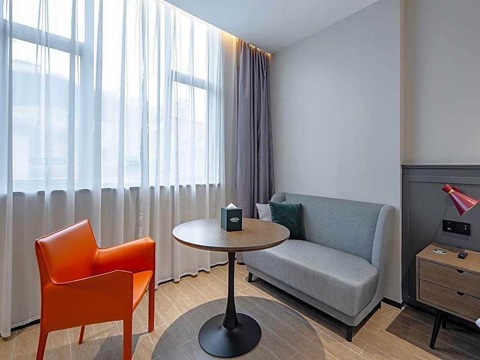 Premier City Comfort Hotel Nanning Binyang Trade City TV Station