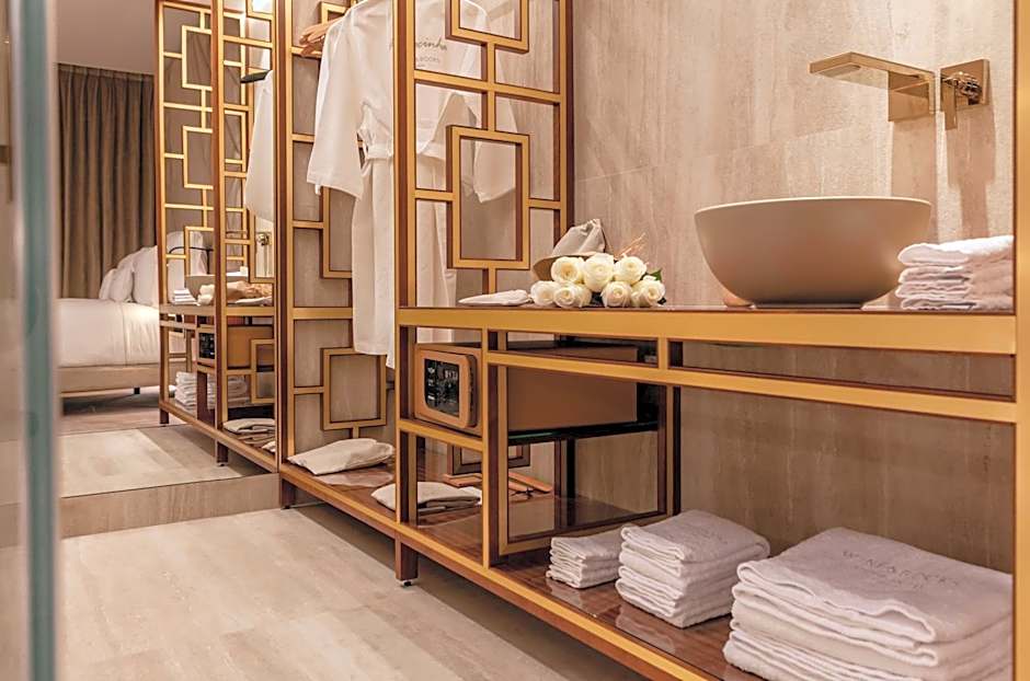 Wine & Books Lisboa Hotel