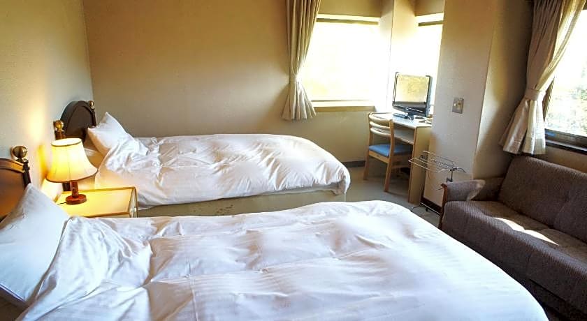 Petit Hotel Shitaka