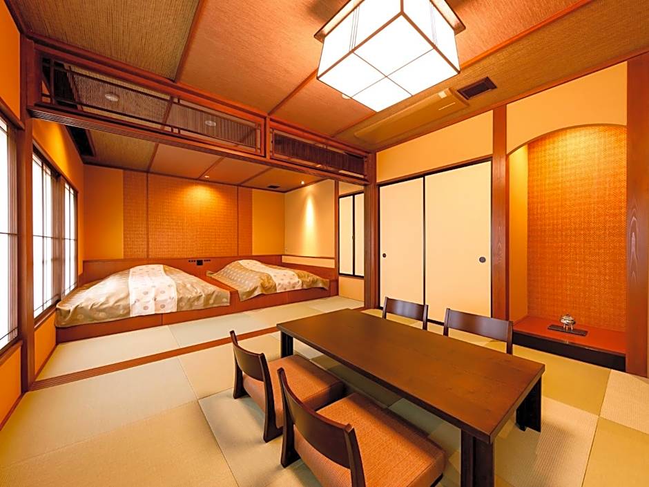Kanazawa Yuwaku Onsen Kokarian