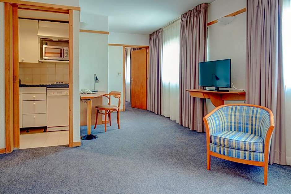 VIP Executive Eden Aparthotel