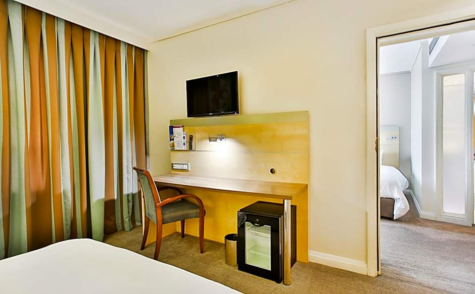 Holiday Inn Express Sandton-Woodmead By IHG