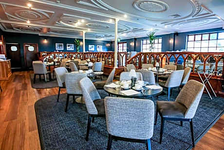 Bredbury Hall Hotel