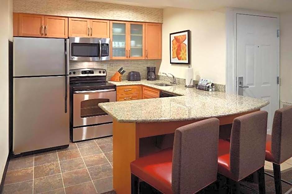 Residence Inn by Marriott Atlanta Airport North/Virginia Avenue