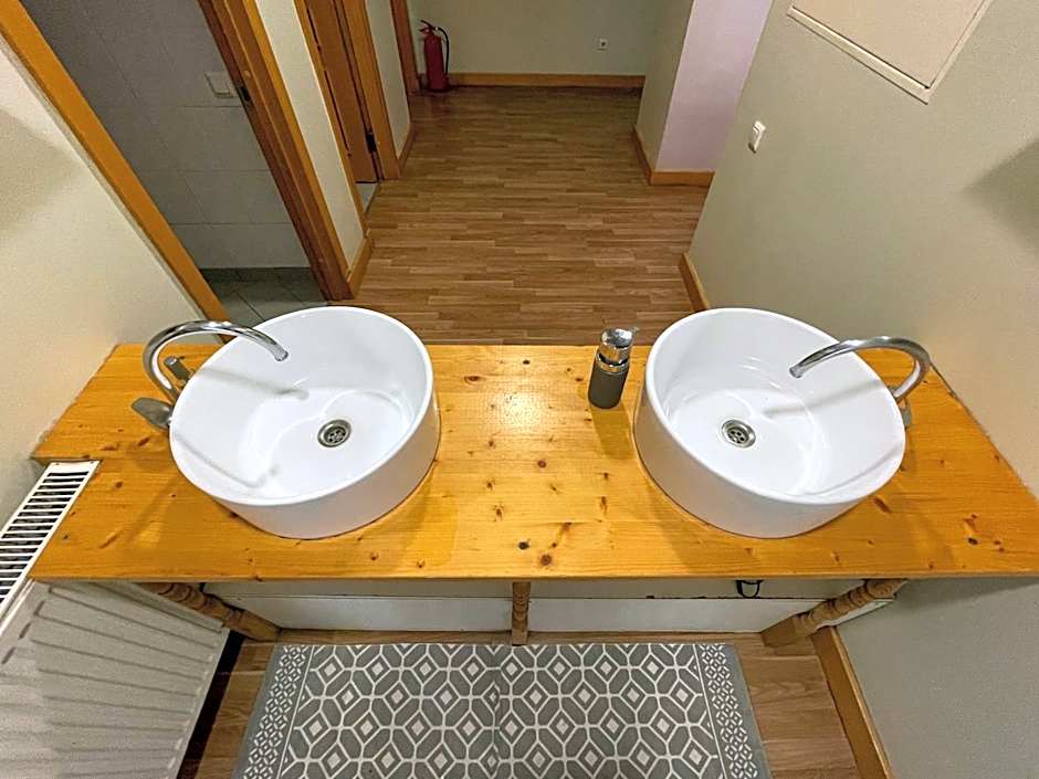 Cinnamon Sally Backpackers Hostel