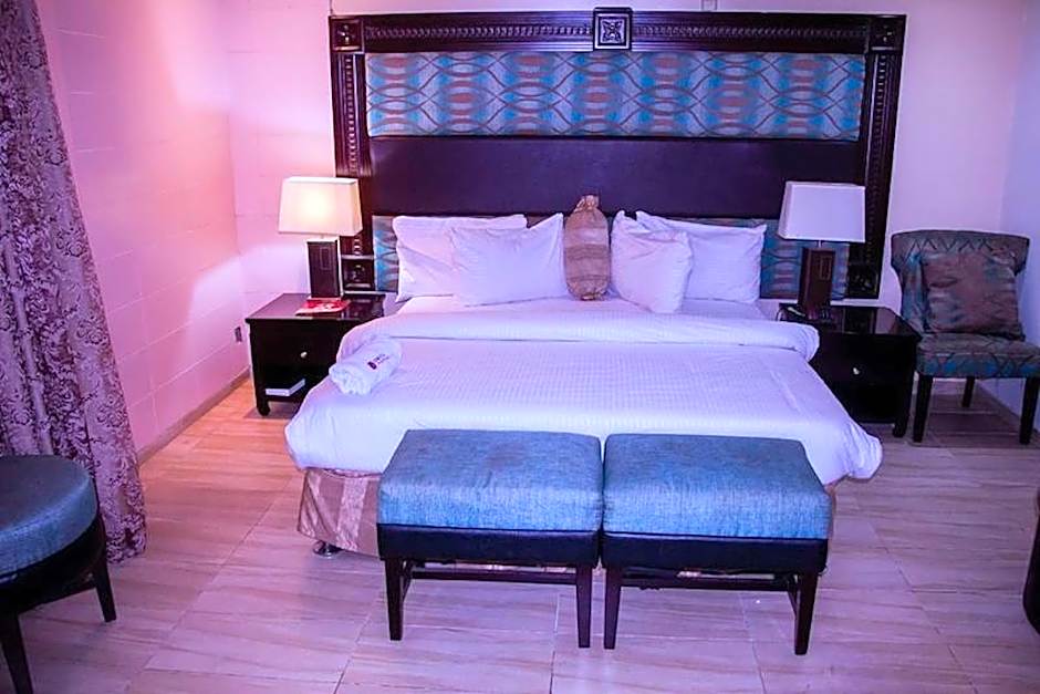 Excel Oriental Hotel