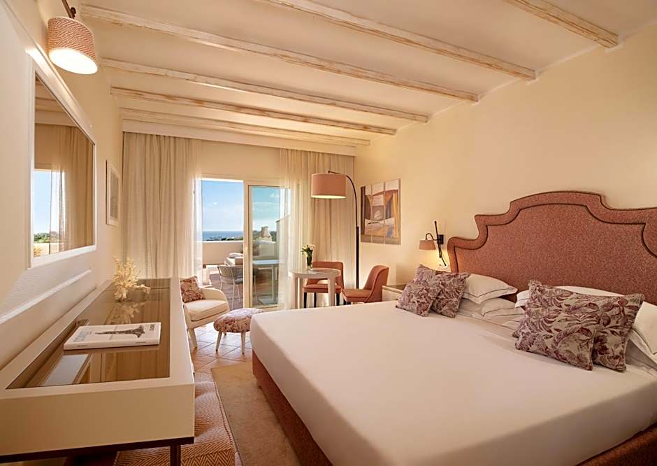 Photo 1 of 11 of Luxury Suite