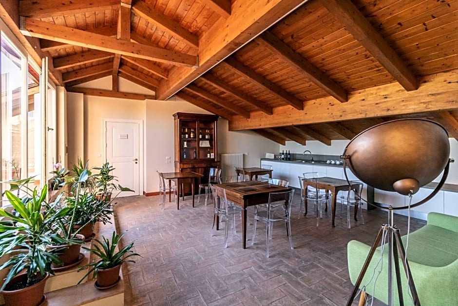 Casa Isolani Charms Rooms Santo Stefano