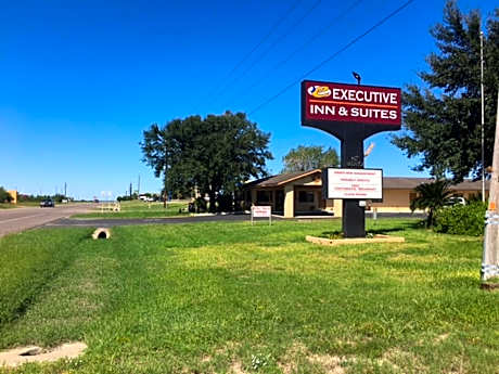 Hebbronville Executive Inn