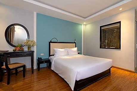 Superior Double Room with Balcony