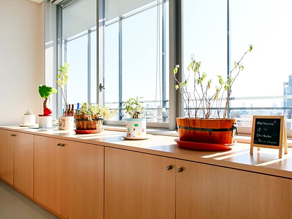 Shin Osaka Youth Hostel