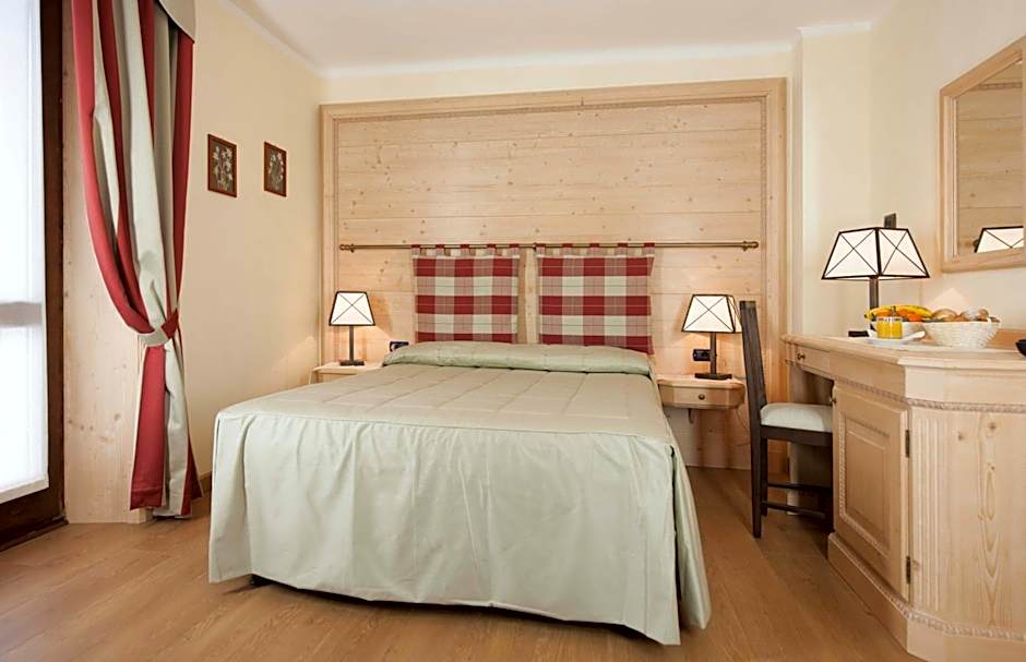 Hotel Edelweiss 3 Stelle SUPERIOR