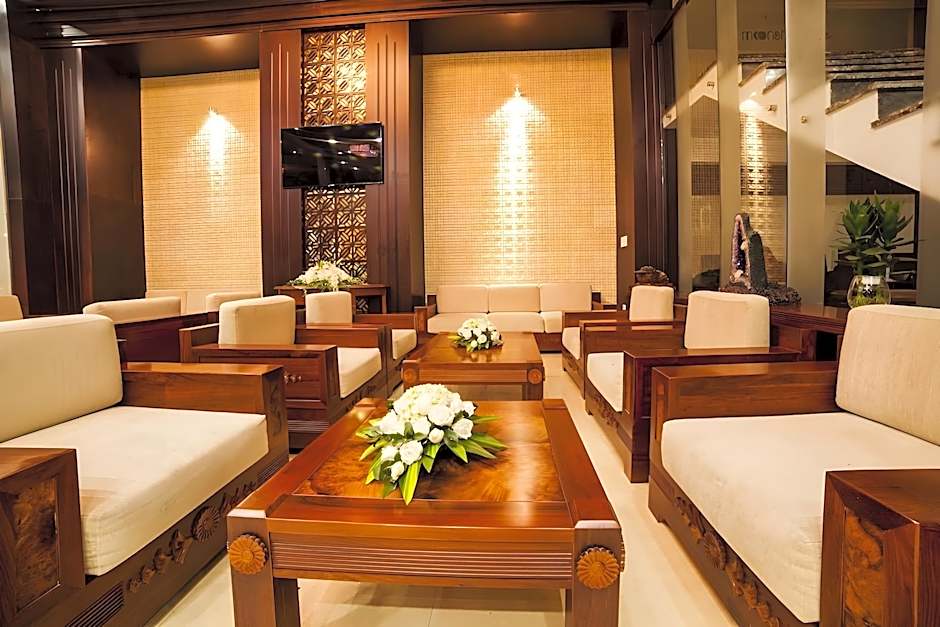Moonlight Hotel Hue