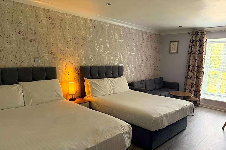 The Hillcrest Hotel