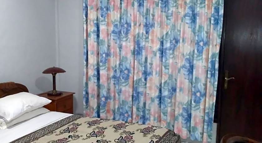 Bali Senia Hotel