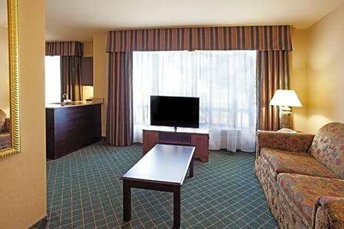 Holiday Inn Express Hotel & Suites West Monroe, an IHG Hotel