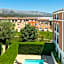 Park & Suites Village Aix-Le Rousset