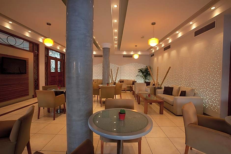 Pyramos Hotel