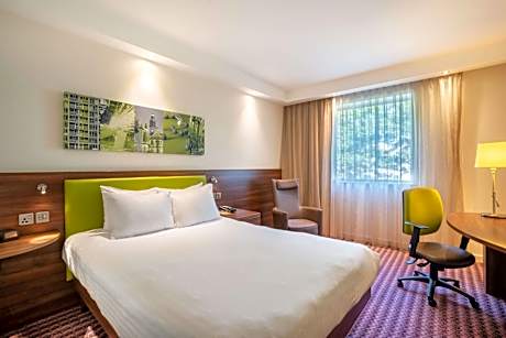Queen Room - High Floor