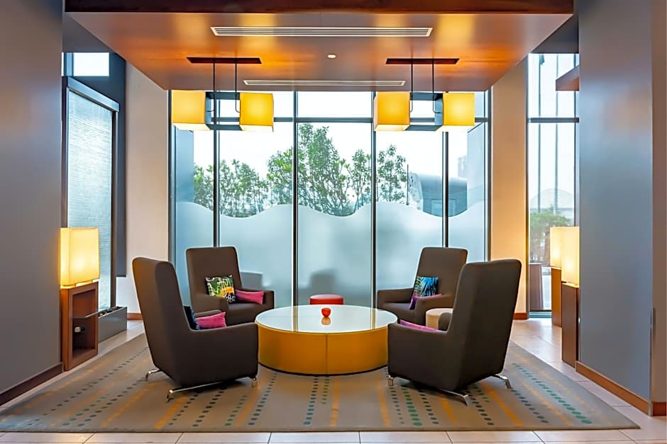 Aloft by Marriott Dhahran