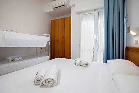 Economy Quadruple Room