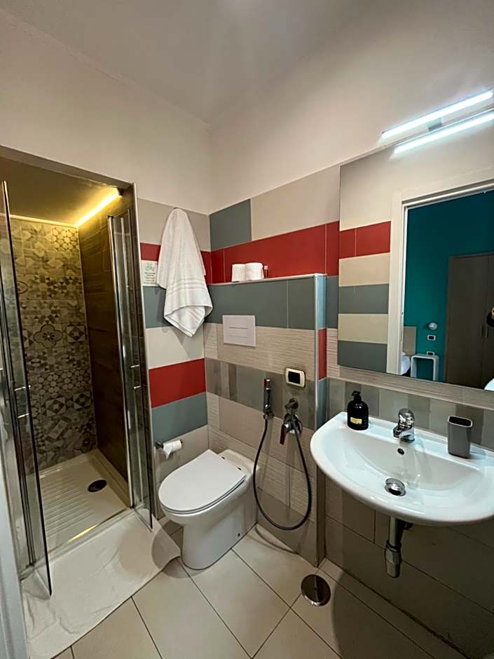 H Rooms Boutique Hotel