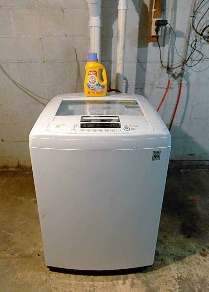 East Side Motel & Cabins