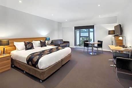 Ballarat Suites