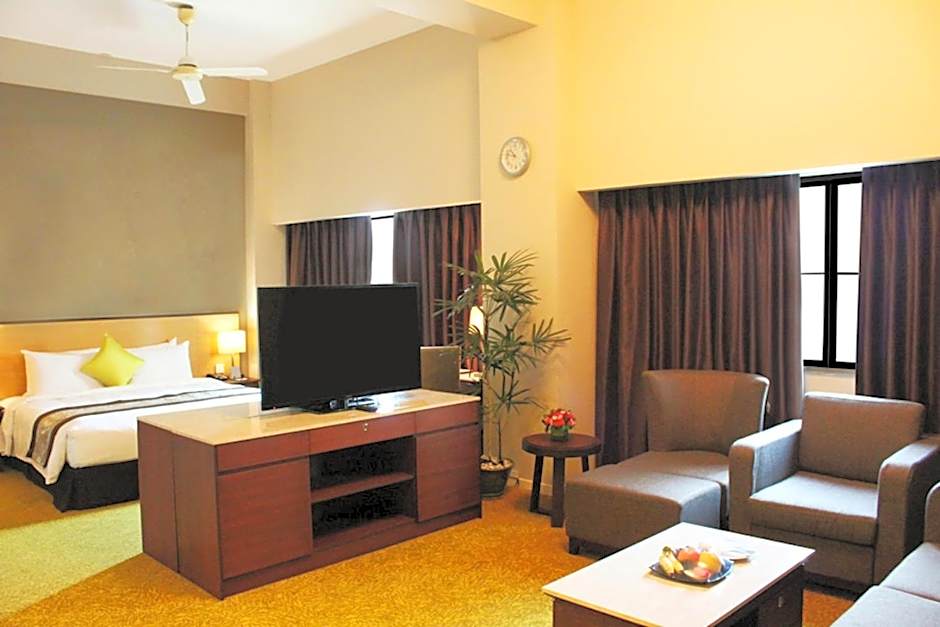 Foto 1 dari 5 — Executive Suite