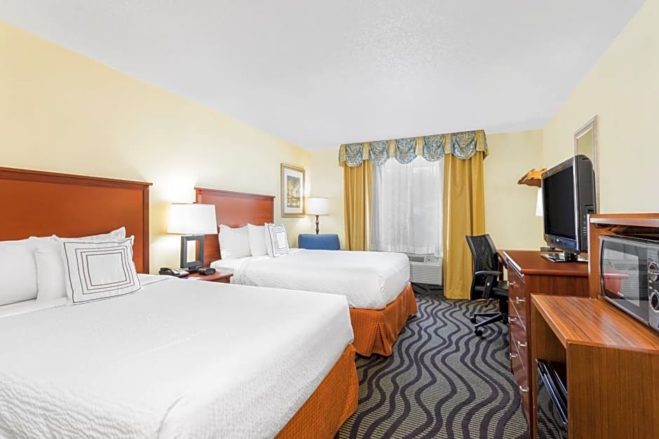 Baymont by Wyndham Savannah Midtown
