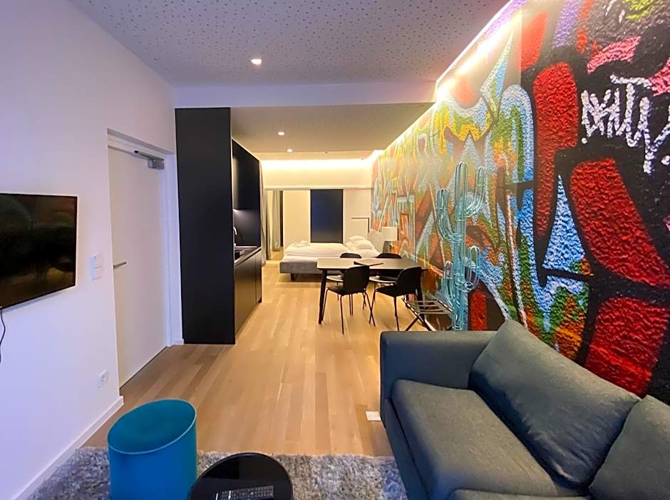 Blackhome Graz I contactless check-in