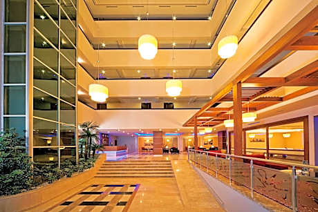 Mom Hotel