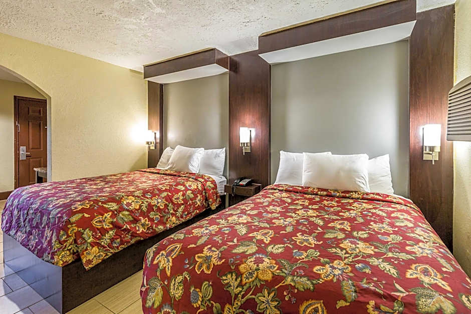 Rodeway Inn & Suites Houston Near Medical Center