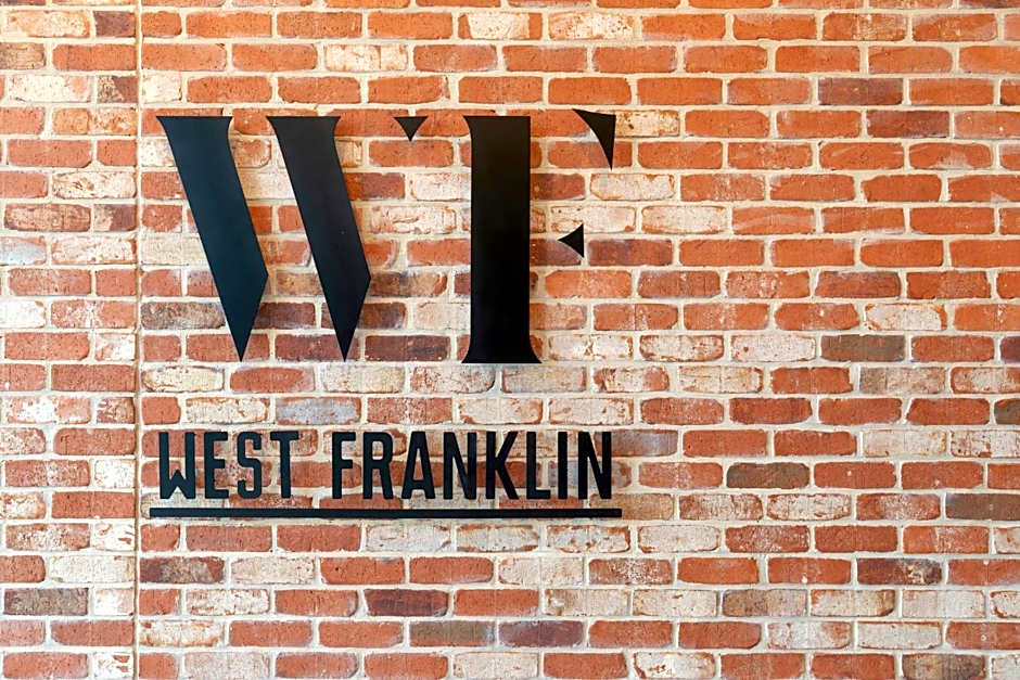 Frank & Franki @ West Franklin