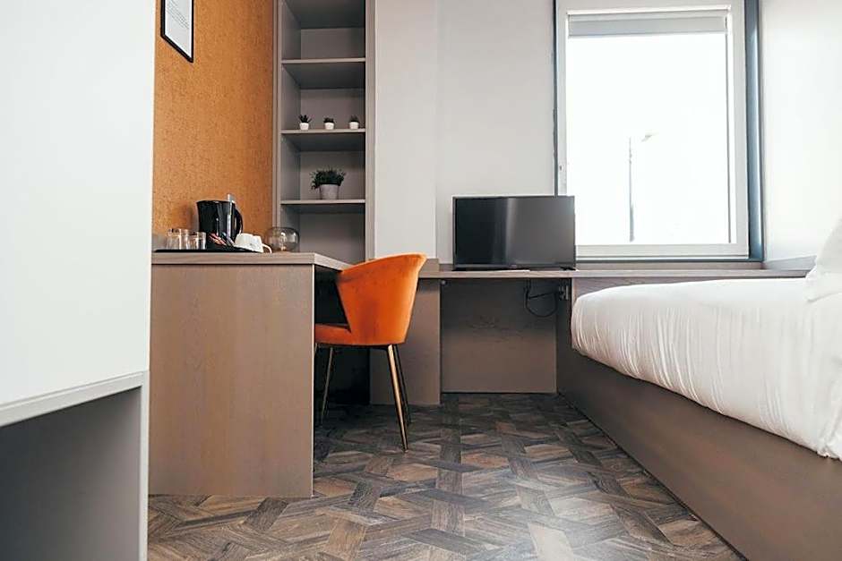 Quarter by the Warren Collection