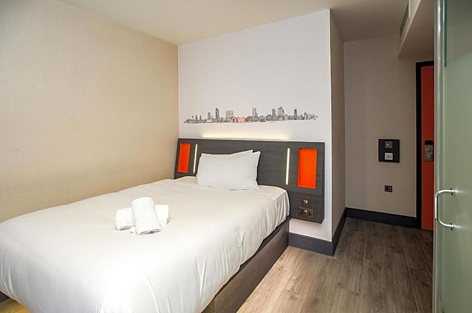 easyHotel Milton Keynes