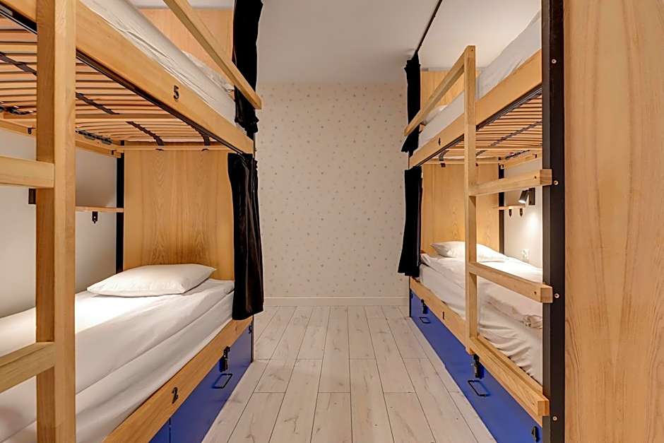 WaterLane Island Hostel&Apartments
