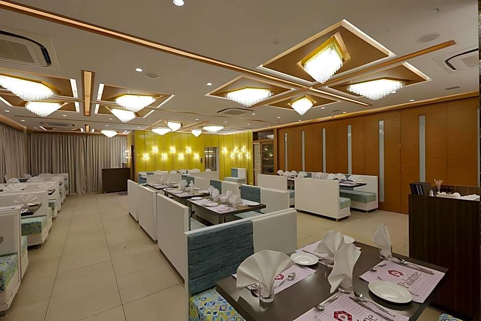 Hotel Pragati The Grand