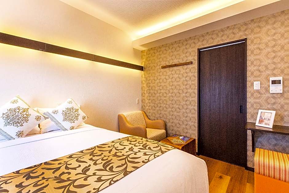 Mr.KINJO MIYAKOISLAND