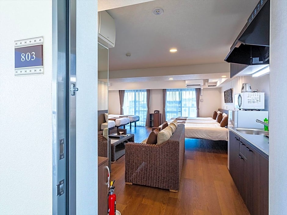 Kariyushi COndominium Resort Naha Living Inn Asahibashiekimae Annex and Premier